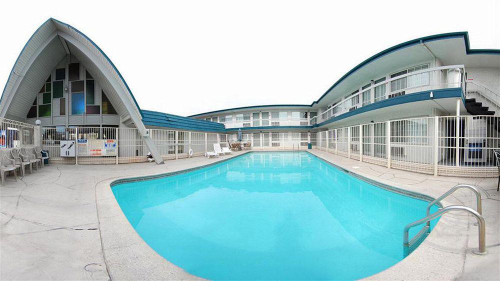 Super 8 By Wyndham Albuquerque Downtown Motel Exterior photo